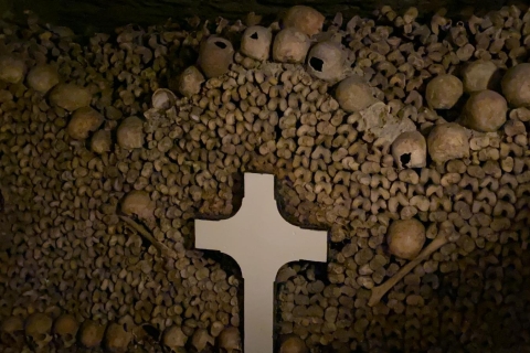 Paris : visite coupe-file des catacombes en petit groupe