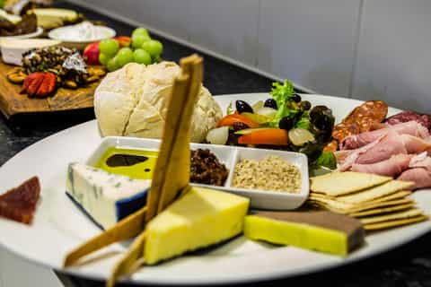 Food & drinks