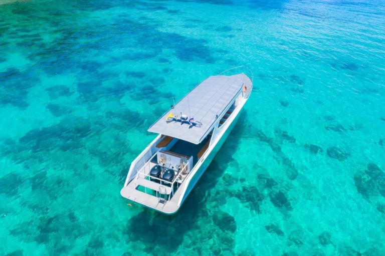 Phuket : Affrètement privé d'un bateau rapide de luxe vers l'île de Phi Phi