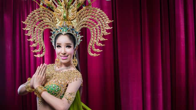 pattaya alcazar cabaret admission ticket hotel transfers