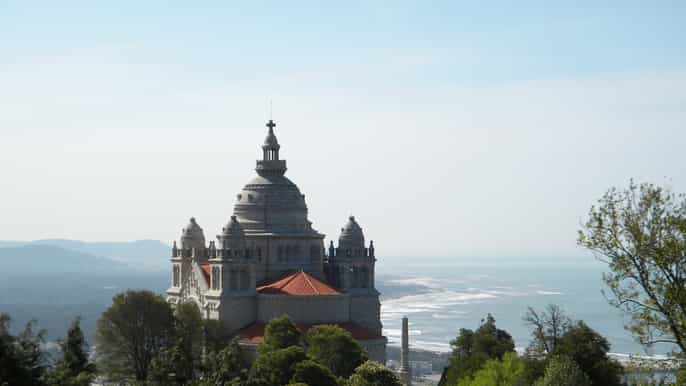 alto minho private viana castelo and ponte lima tour