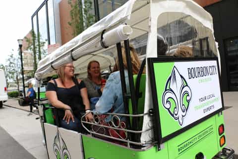 Louisville: City Exposed Sightseeing Tour i en Tuk Tuk