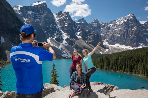 From Banff: Lake Louise and Moraine Lake Sightseeing Tour From Banff: Lake Louise Fall/Spring Afternoon Tour