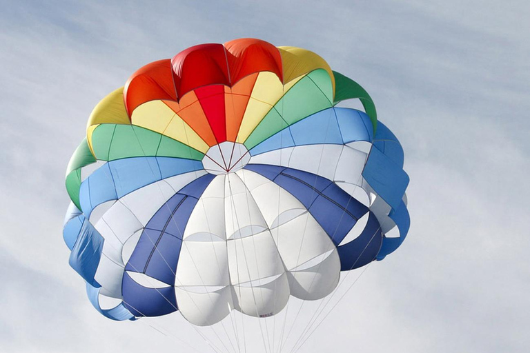 Djerba: Parasailing Experience