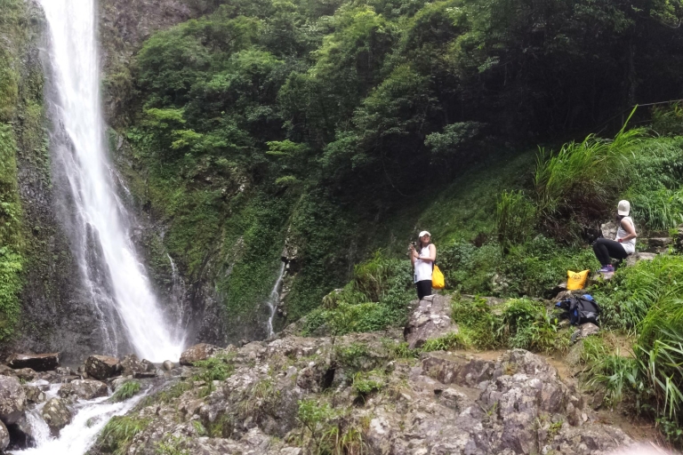 Hongkong: wycieczka na wodospad Tai Mo Shan