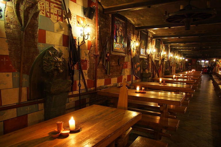 Budapest: Medieval Dinner Show with Drinks Menu 1: Lancelot's Challenge