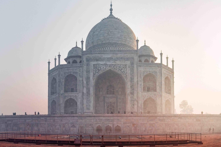 Von Delhi aus: Private Taj Mahal und Agra Tour mit dem Expresszug