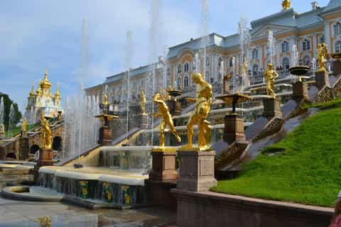 St. Petersburg: Peterhof Fountain Park Half-Day Tour