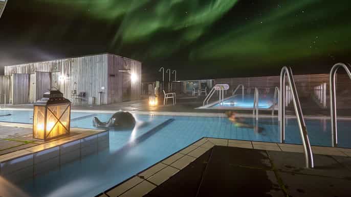 reykjavik warm baths and cool lights with dinner buffet
