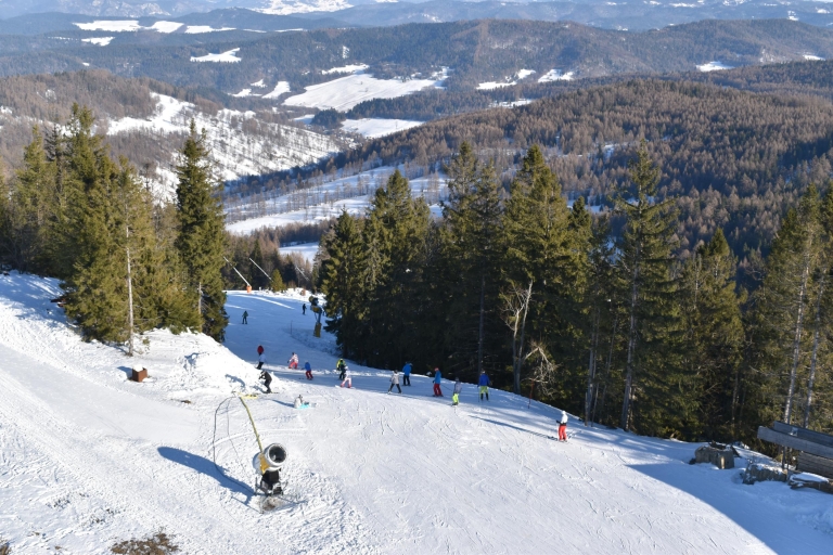 Von Krakau aus: Slovakia Treetop Walk & 4-Stunden-SkipassSlowakei Baumkronenwanderung & Skipass mit Ausrüstung & Instruktor