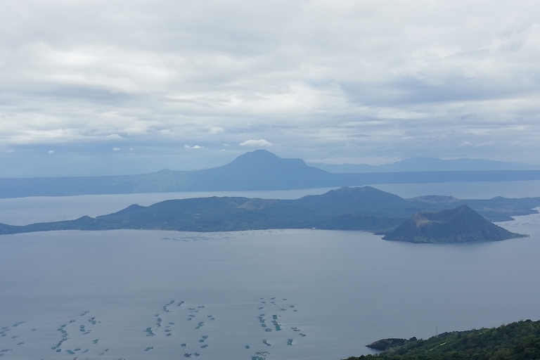 De Manille: visite de l'île du volcan Taal et des chutes de Pagsanjan