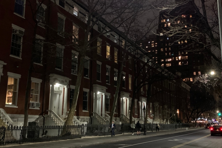 New York City: Gangsters and Ghosts 2-Hour Walking Tour