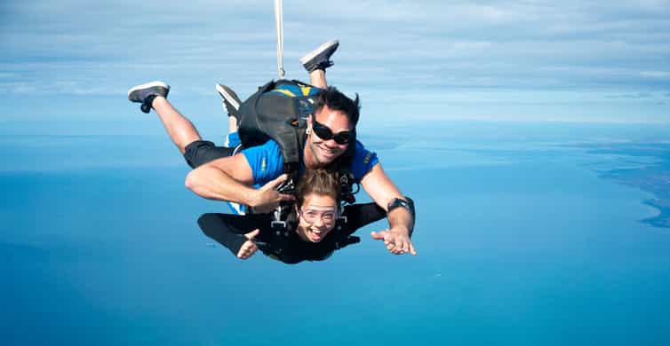 Melbourne Skydive: St Kilda Beach Landing photo 2