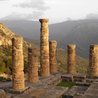 Athens: 5 Days in Delphi, Meteora, Thessaloniki & Macedonia