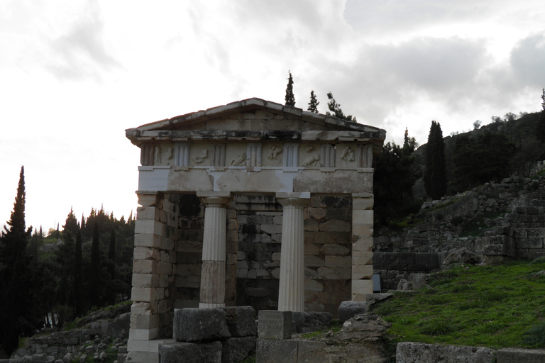 Athens: 5 Days in Delphi, Meteora, Thessaloniki & Macedonia