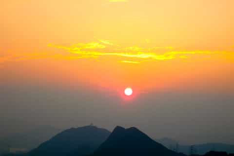 Hong Kong: Lion Rock Sunset Hiking Adventure