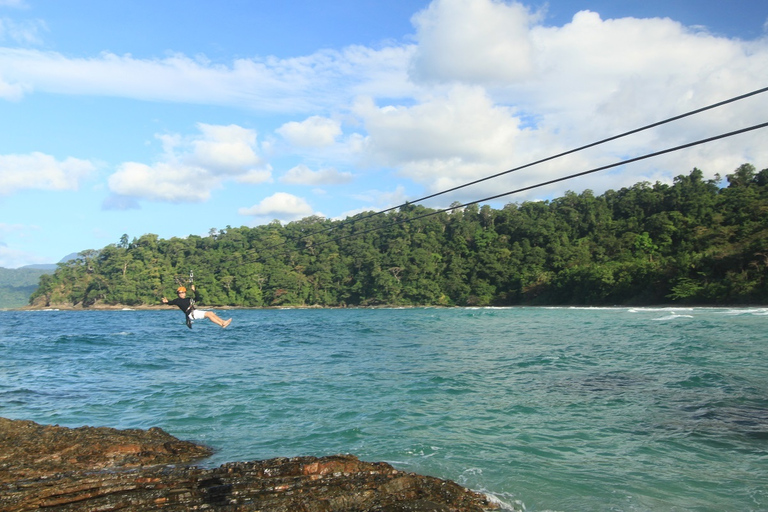 Puerto Princesa : rivière souterraine, tyrolienne, excursion en pédalo