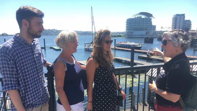 cardiff lunch and landmarks food tour