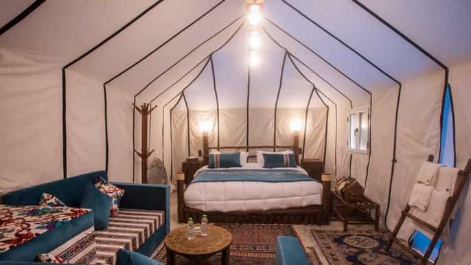 erg chebbi merzouga noche en tienda de lujo en campamento