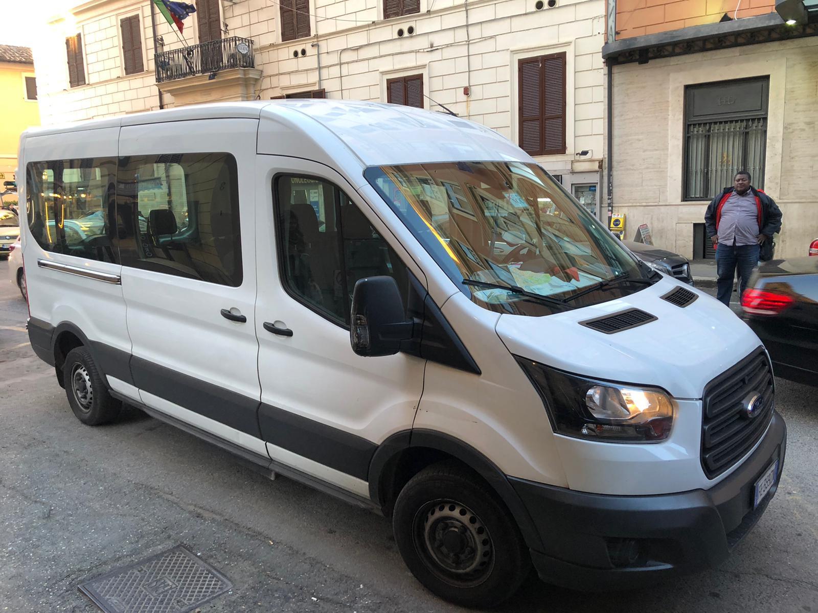 Rom: Flughafen Fiumicino von/nach Stadt Shuttle Service