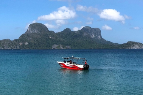 Półdniowa wycieczka łodzią motorową premium na wyspę w grupie premiumPółdniowa wycieczka grupowa Premium Speedboat Island Hopping Group