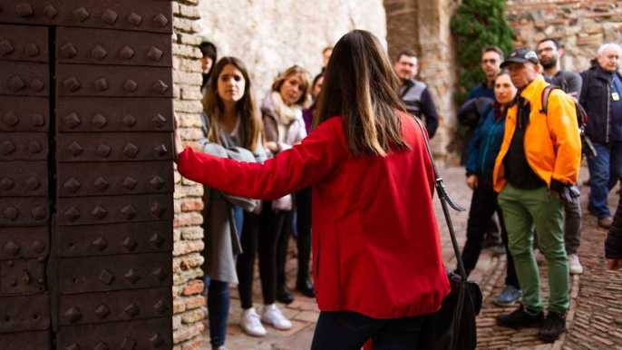 Málaga: visita guiada a la Alcazaba y al teatro romano con entrada