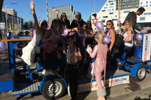 Amsterdam: Combined Prosecco Bike and Canal Cruise