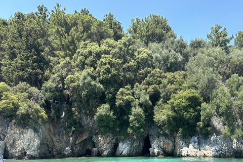 Corfu: PrivévaartCorfu: Hele dag privétour per boot