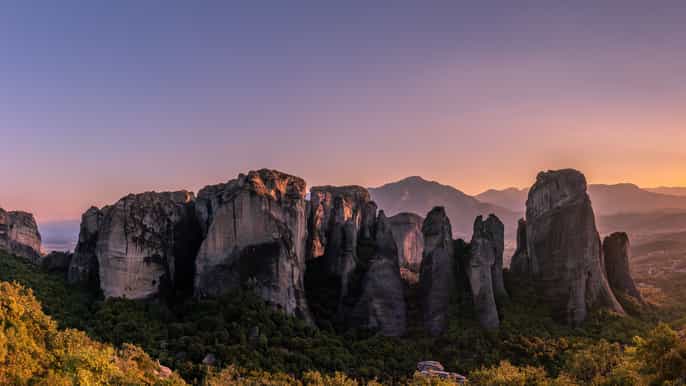 athens meteora smallgroup day trip visit to thermopylae