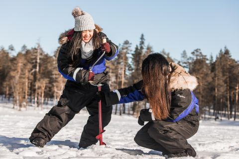 Rovaniemi: esperienza di pesca sul ghiaccio