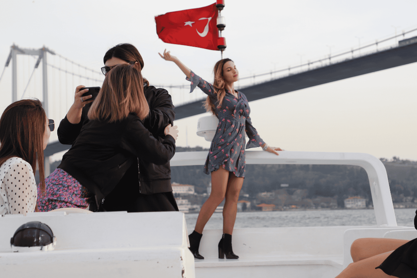 Private Bosphorus Sightseeing Cruise By Luxury Yacht - Bosphorus Sightseeing Cruise By Luxury (Meeting point)