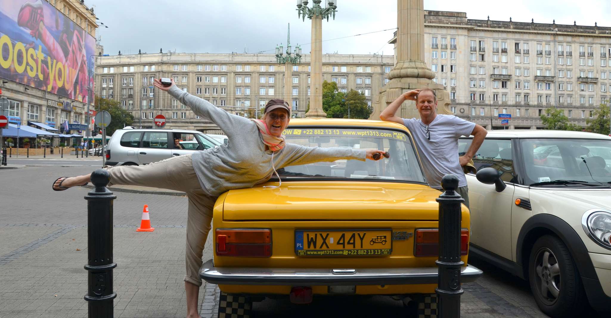 Viaje privado del comunismo de Varsovia en un retro Fiat - Hizvo