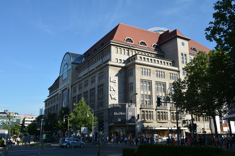 Berlín: City-West Walking Tour con un verdadero berlinés