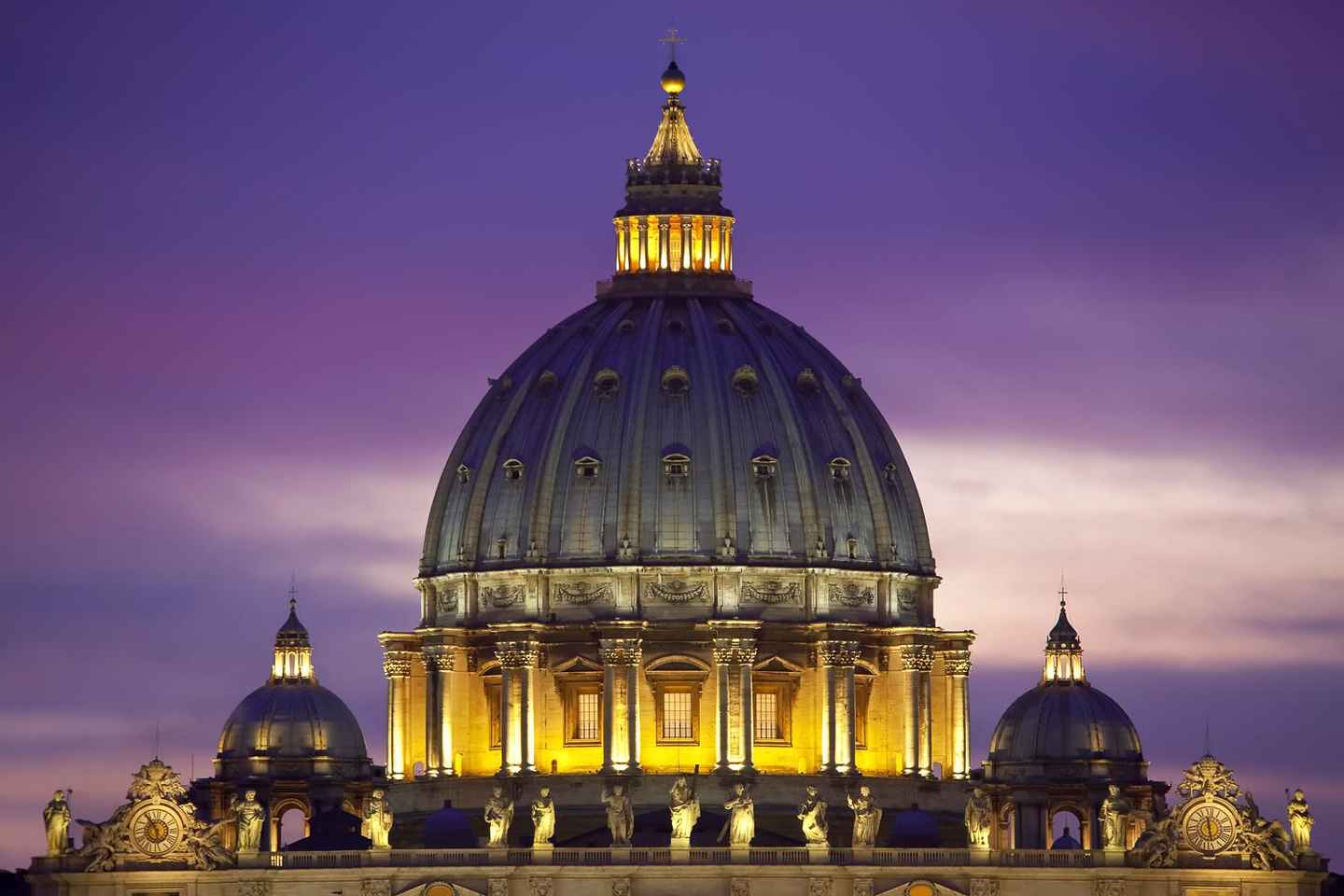 Rome: Vatican at Night Small Group Tour with Sistine Chapel