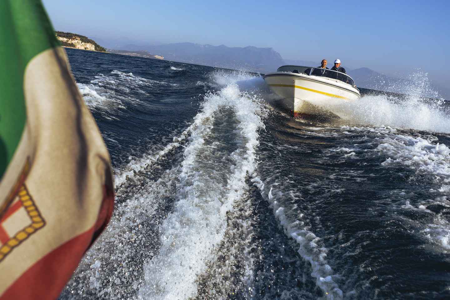 Sirmione: 25 Minute Boat Cruise around the Peninsula