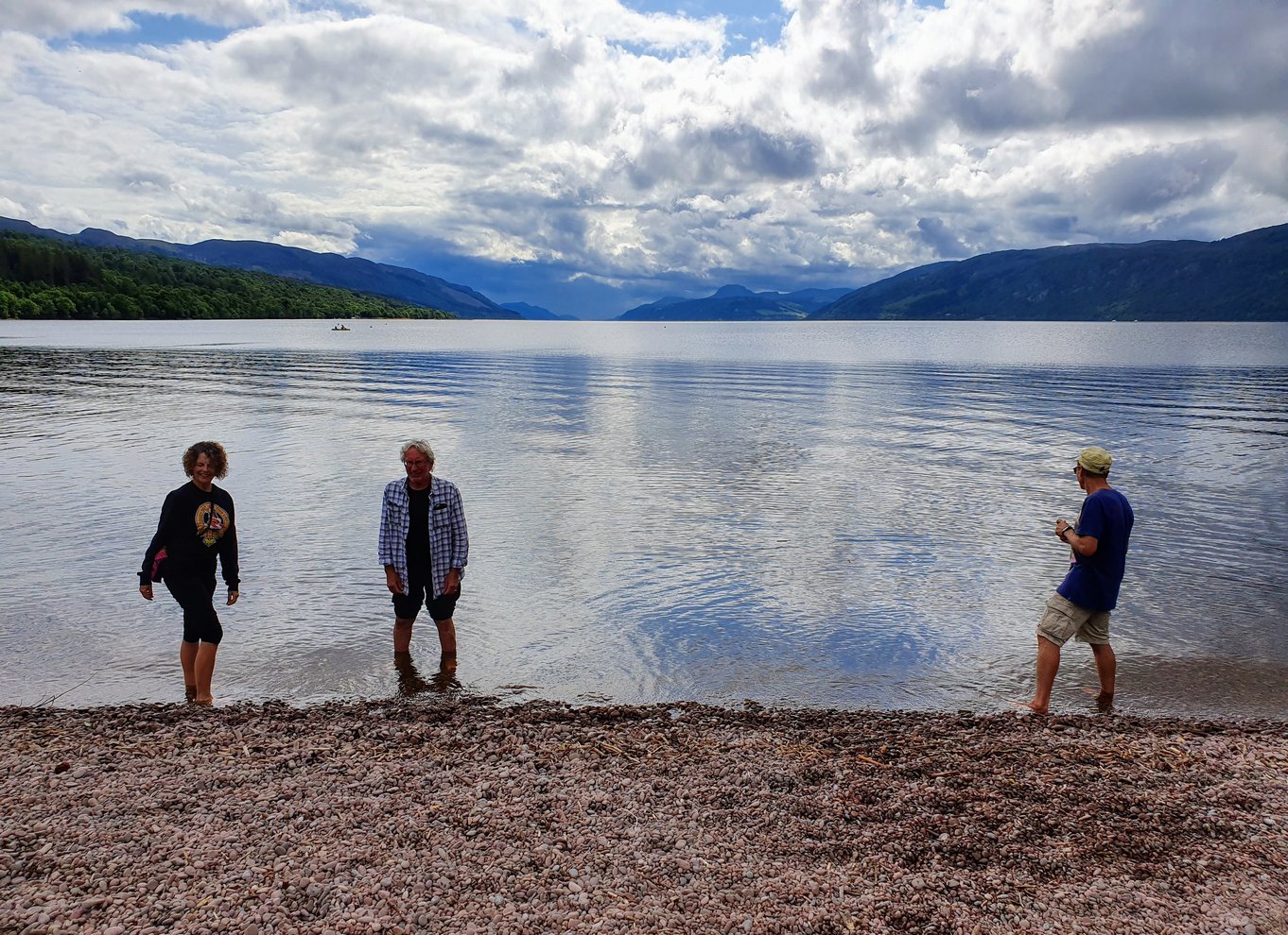 Inverness: Privat hemmelig vandretur til bredden af Loch Ness