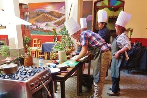 Quito: Ecuadorianischer Kochkurs und lokale Markttour