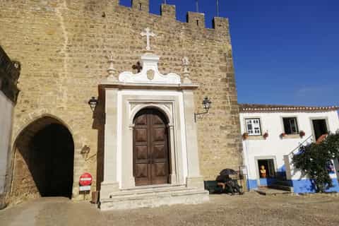 Van Lissabon: privétour met gids door Óbidos en Coimbra