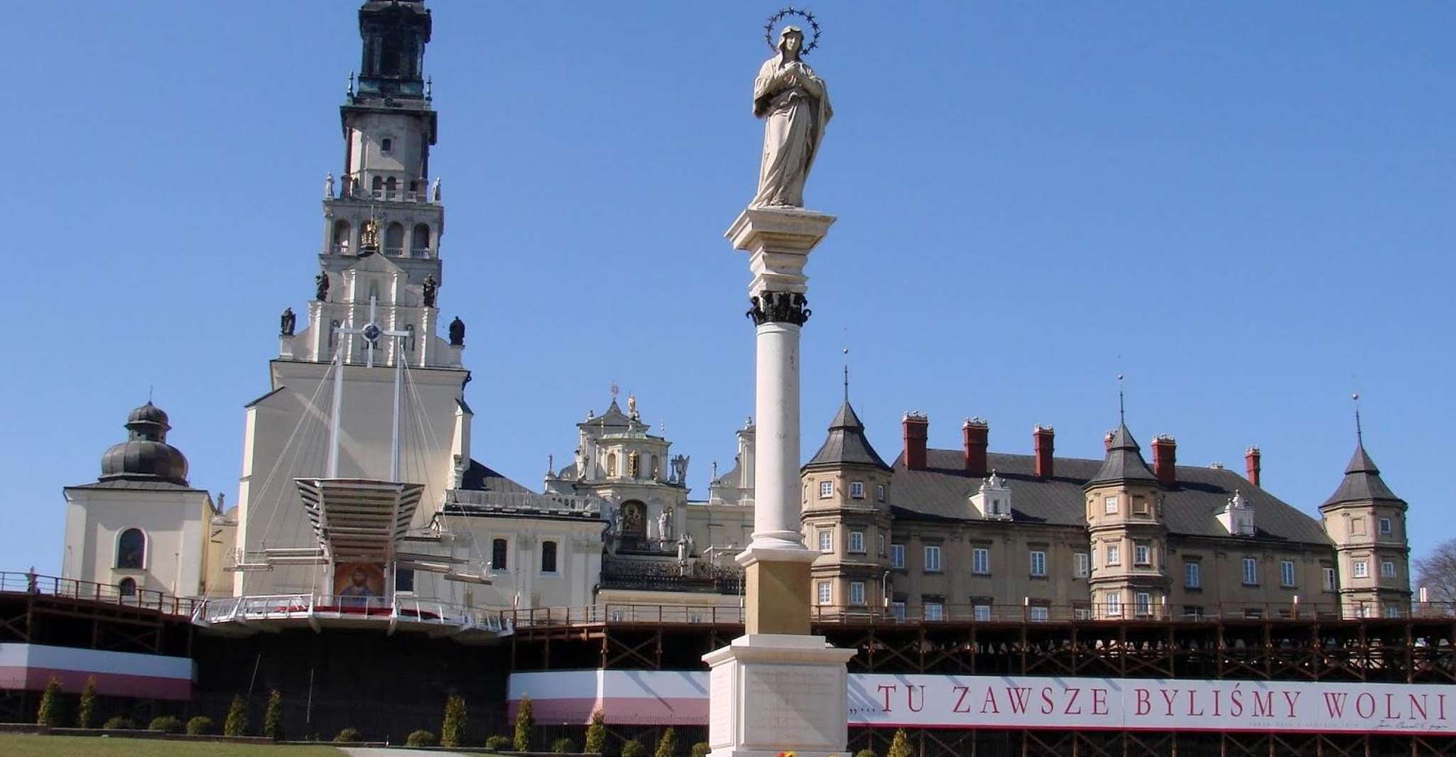 Krakow, Black Madonna of Częstochowa & Home of John Paul II - Housity