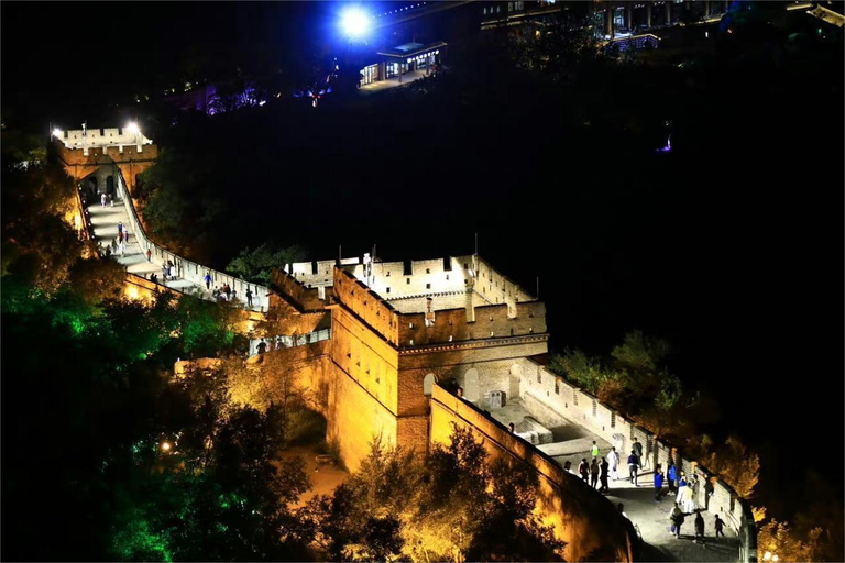 Beijing: Badaling Great Wall Night Tour with Options Night Tour With Ticket+Cable Car 4:30 pm