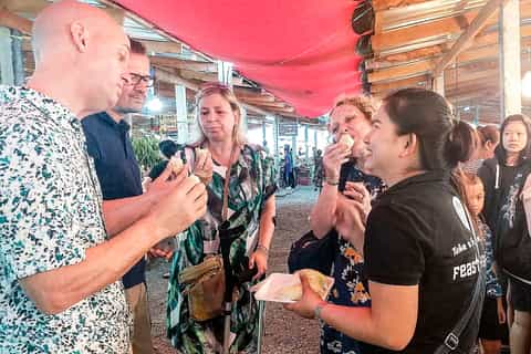 Hua Hin: tour gastronomico al tramonto per piccoli gruppi di 3 ore locale