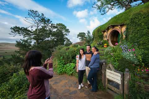Hobbiton Movie Set Small Group Tour From Auckland (Return)