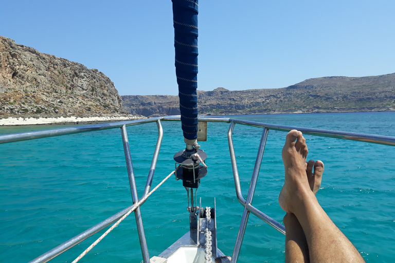 Kissamos: Balos and Gramvousa Private Sailing Trip with Meal