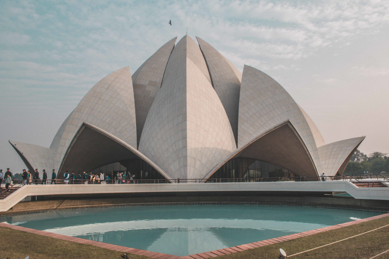 Delhi y Agra Tour Privado de 2 Días con Amanecer en el Taj Mahal