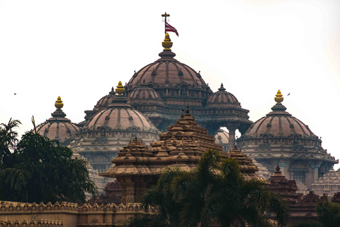 Delhi y Agra Tour Privado de 2 Días con Amanecer en el Taj Mahal