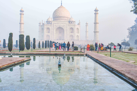 Delhi y Agra Tour Privado de 2 Días con Amanecer en el Taj Mahal