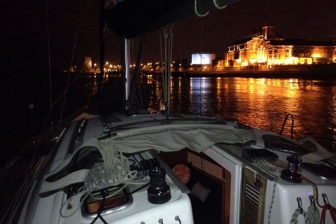 Lisbon: Sailing Tour by Night