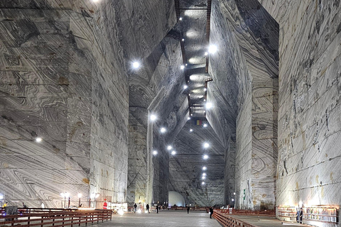 Bucharest: Slănic Prahova Salt Mine & Dracula's Grave tour