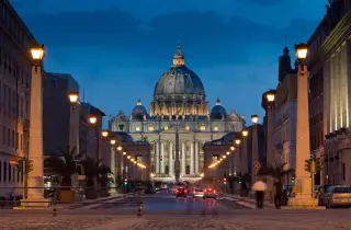 Rom: Vatikan & Kolosseum Mondschein Kleingruppentour