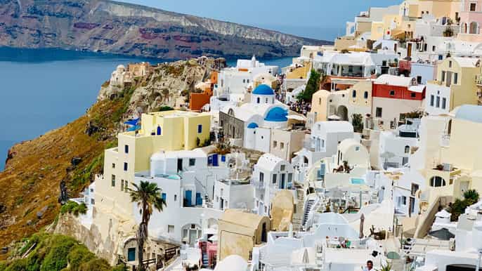 santorini guided tour to oia